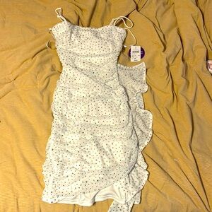 Windsor homecoming dress | white, size XS WITH HEELS!!